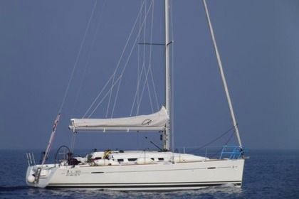 Charter Sailboat BENETEAU FIRST 35 Jezera