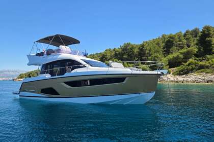 Location Yacht Sealine Sealine F430 Brač