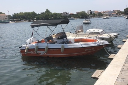 Alquiler Lancha Rancraft Millennium  RM 19 Zadar