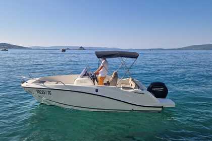 Miete Motorboot Quicksilver Activ 555 Open Trogir