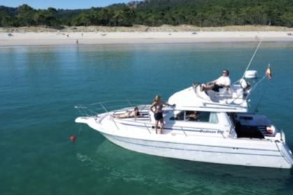 Charter Motorboat Rodman 900 FLY Baiona