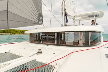 Verhuur Catamaran Lagoon Lagoon 42 Cugnana Verde