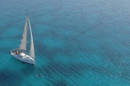 Charter Sailboat Varianta 37 Hurghada