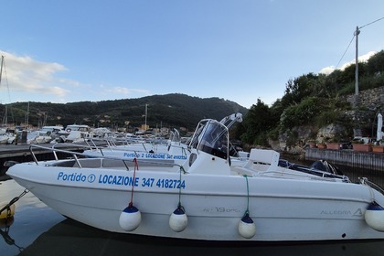 Hire Boat without licence  Allegra 19 Le Grazie
