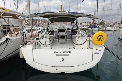 Rental Sailboat BENETEAU OCEANIS 41.1 Vrulje