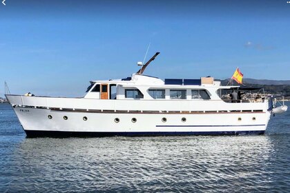 Hire Motor yacht Don Maximo-classic Yachts Vigo