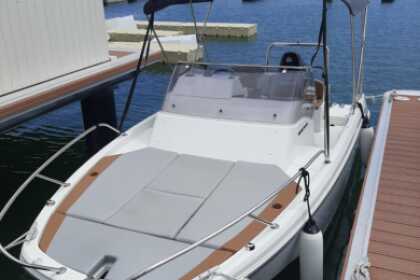 Miete Motorboot BENETEAU Flyer 6 Sundeck BCN Barcelona