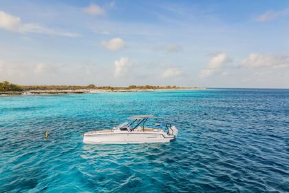 Hire Motorboat Axopar 22 Kralendijk