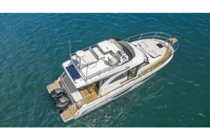 Charter Motorboat Beneteau Antares 11 Fly OB Biograd na Moru