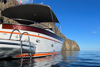 Hire Motorboat Acquamarina walkaround 9 Pantelleria