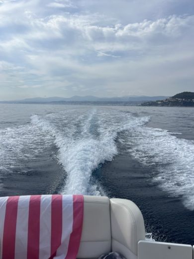 Νίκαια Motorboat Four Winns 248 Vista alt tag text