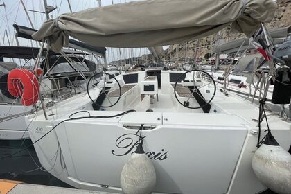 Charter Sailboat Dufour Yachts Dufour 430 GL Marseille