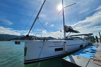 Charter Sailboat Bavaria Bavaria Cruiser 45 Ko Samui District