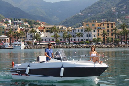 Hire Boat without licence  Selva Marine Elegance 570 Rapallo