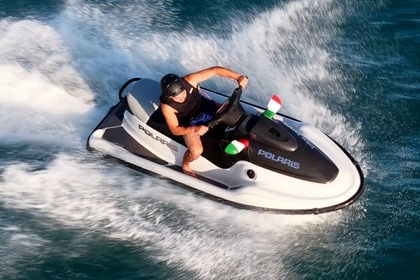 Noleggio Moto d'acqua Polaris WC70 Bocca di Magra