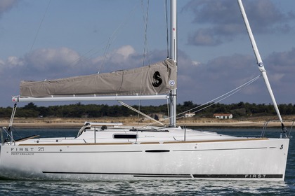 Verhuur Zeilboot BENETEAU FIRST 25 Arzon
