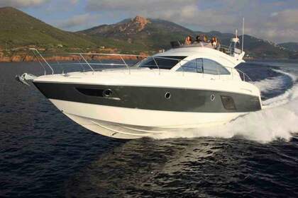 Rental Motorboat BENETEAU 49 GT FLY Cavalaire-sur-Mer
