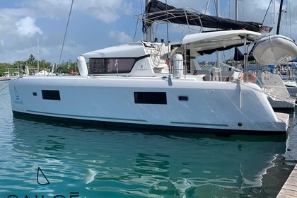 Hire Catamaran Lagoon Lagoon 42 Pointe-a-Pitre