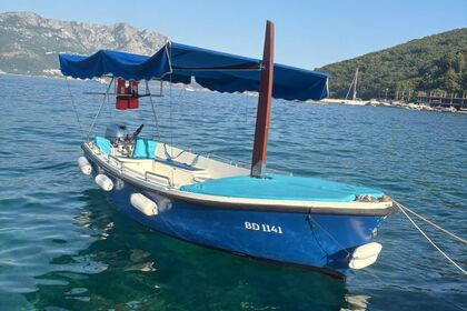 Hire Motorboat Elan Elan Pasara 490 Budva
