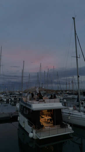 Catamaran Flashcat Valencia Cocoon Boat layout