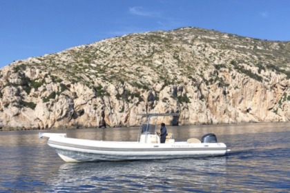 Noleggio Gommone Capelli 900 SUN Porto Cervo