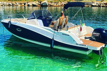 Miete Motorboot Quicksilver 675 SUNDECK Marseille