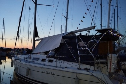 Hire Sailboat Hunter 41 Port Leucate
