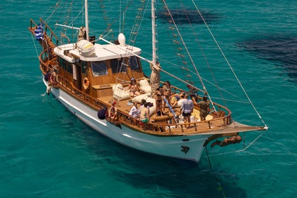 Charter Motorboat Traditional Athenian Cruiser Athens