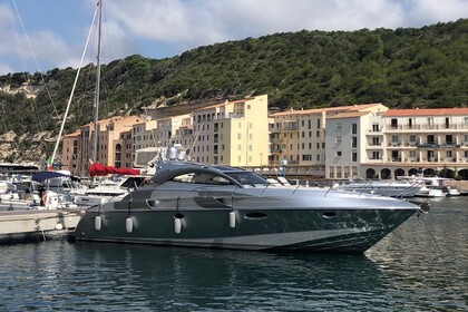 Hyra båt Yacht Rizzardi Cr 45 Villeneuve-Loubet