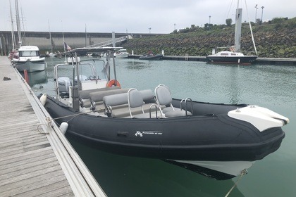 Hire Motorboat Zodiac 8,50 Granville