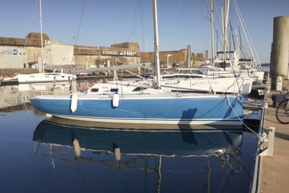 Charter Sailboat STRUCTURES POGO 8.50 Lorient