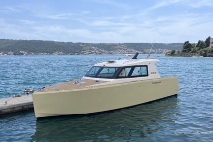 Charter Motorboat Aliskaf 37 Stari Grad