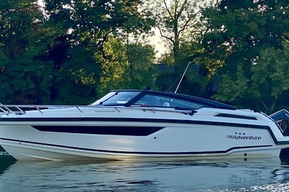 Rental Motorboat PARKER 720 adventure cruiser Paris