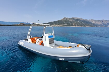 Rental Motorboat DESNER SPORT 560 4 posti Arbatax