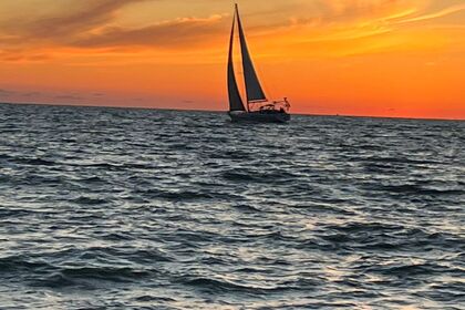Alquiler Velero Beneteau FIRST 36.7 Cádiz