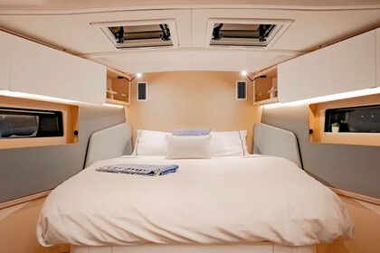 Charter Sailboat  Moorings 44.3 Saint Martin