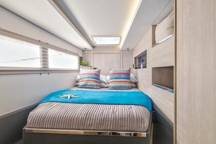 Hire Catamaran  Moorings 4500L/10 Road Town