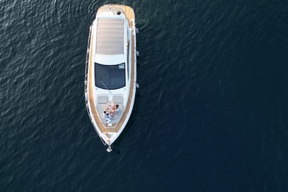 Noleggio Barca a motore Cranchi M44 Catania