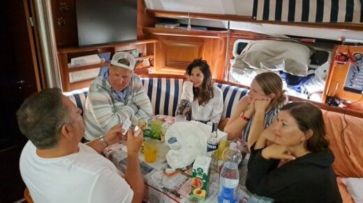 Génova Sailboat Beneteau Oceanis clipper 423 alt tag text