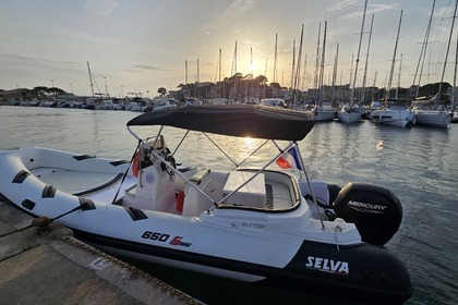 Aluguel Semi Rígido Selva D 650 Sanary-sur-Mer