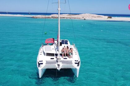 Charter Catamaran Lagoon Lagoon 421 Ibiza