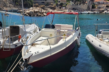 Hire Motorboat Marinello Eden 22 Martigues