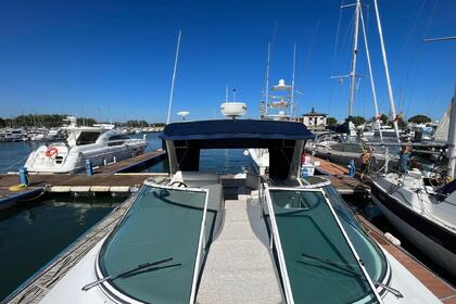 Alquiler Lancha Cruiser jacht 370 EXPRESS Ibiza