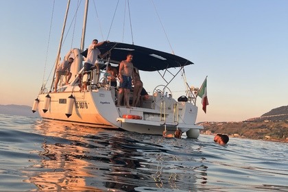Чартер Парусная яхта Beneteau Oceanis 45 Vibo Marina