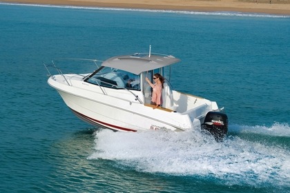Hire Motorboat Beneteau Antares 580 HB Damgan