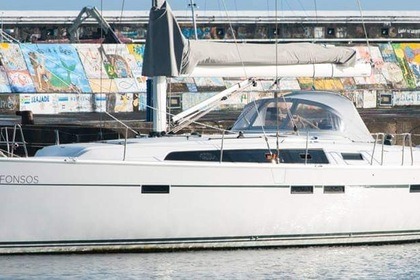 Hire Sailboat Bavaria 46 CRUISER Angra do Heroísmo