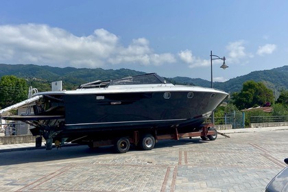 Hire Motorboat Baia Baia 40 Santo Stefano al Mare