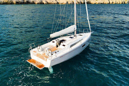 Rental Sailing yacht  Oceanis 34.1 Salerno