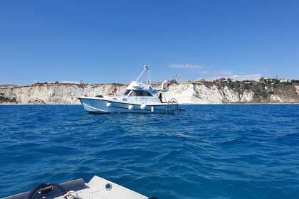 Rental Motorboat Catarsi CALAFURIA 36 FLY Province of Agrigento