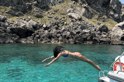 Alquiler Lancha Axopar 28 Fornells